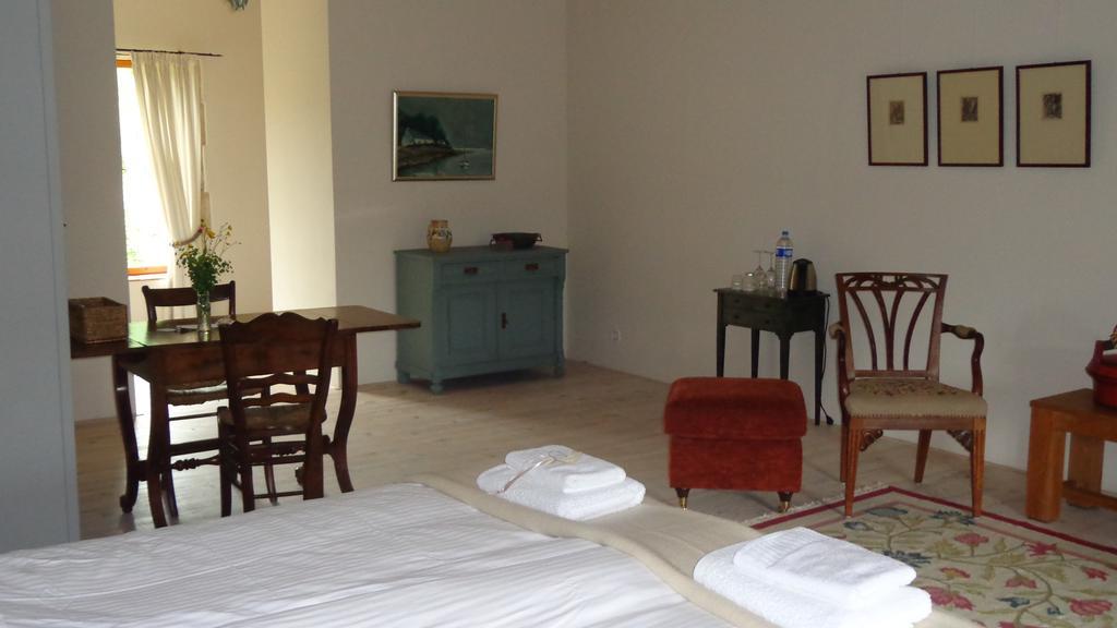 Maison Frankrijk Couloutre Bilik gambar